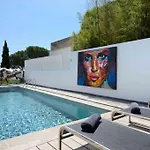 K-sea Boutique De Luxe A * Cassis